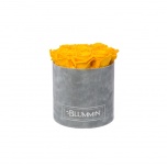 MEDIUM LIGHT GREY VELVET BOX WITH YELLOW PRESERVED ROSES
